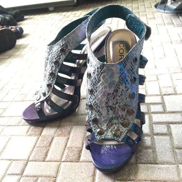 ICORA Shoes - ICORA 5” Snakeskin Heels